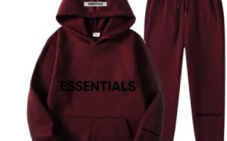 Lightweight Essential Hoodie: Perfect for Layering Year-Round