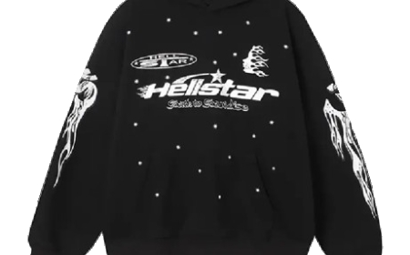 Why the Oversized Fit of Hellstar Hoodies Works So Well