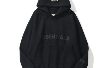 Essentialhoodie: Perfect Comfort Meets Modern Street Style