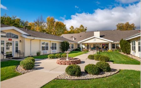 Assisted Living in Kendallville: Choosing Comfort, Care, and Dignity at Home