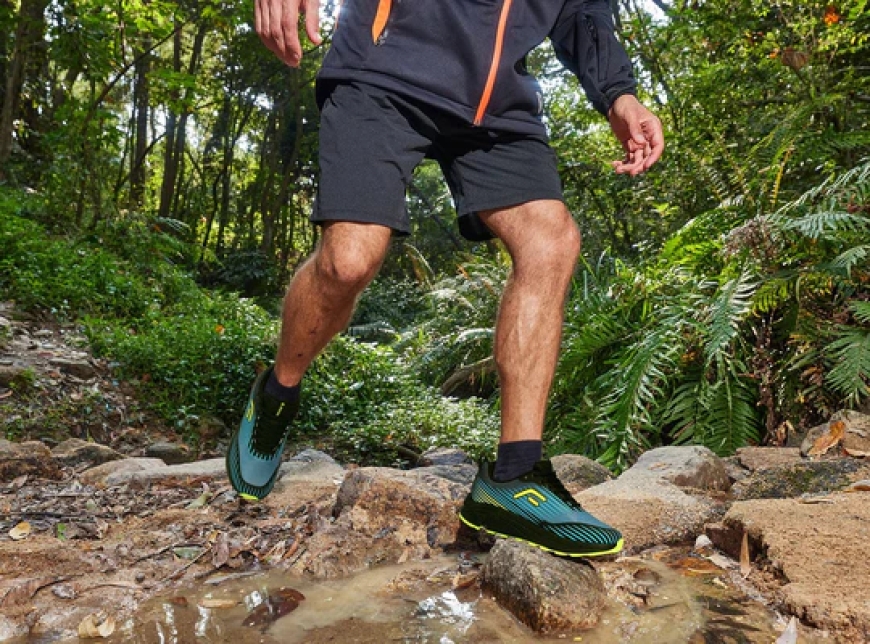 Wide Toe Box Walking Boots: Your Ultimate Guide to Comfort and Support in 2025