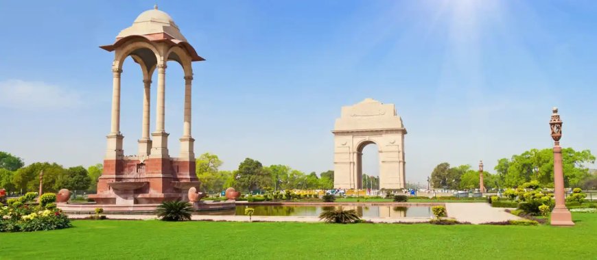 Mathura Vrindavan Group Tour Package from Pune | TripSpray