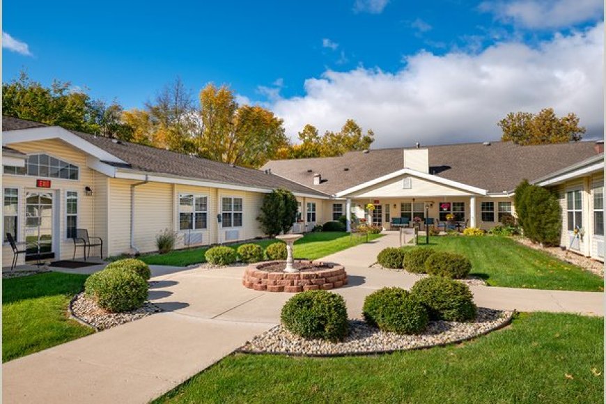 Assisted Living in Kendallville: Choosing Comfort, Care, and Dignity at Home